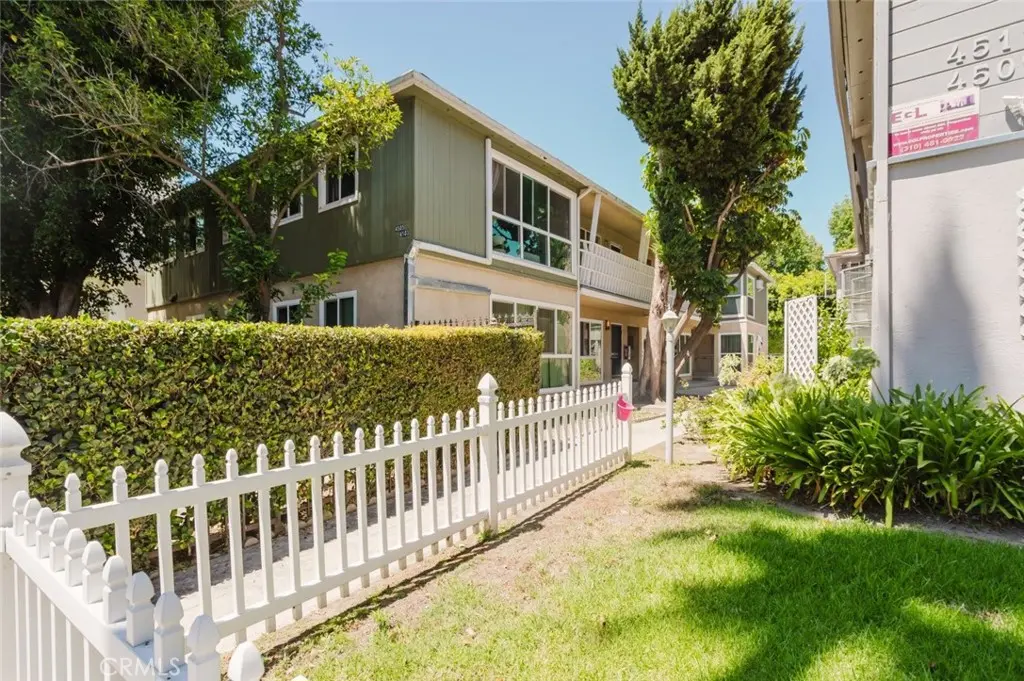 4503 Fulton Avenue B, Sherman Oaks, CA — listing photo 1