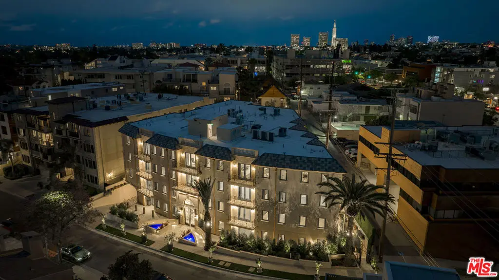 Residential Lease for rent at 1825 Pandora Avenue PH 402, Los Angeles, Los Angeles County, CA featuring 4 beds and 5 baths
