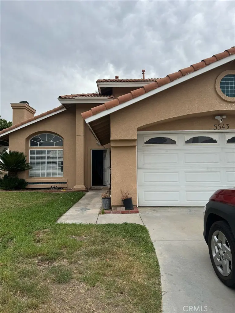 5543 N Magnolia Drive, San Bernardino, CA — listing photo 1