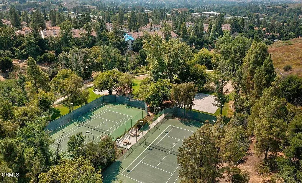 5805 Oak Bend Lane 208, Oak Park, CA — listing photo 1