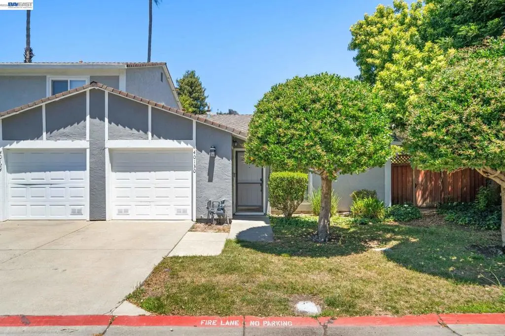 Townhouse for sale at 40130 Santa Teresa Cmn, Fremont, CA featuring 2 beds and 2 baths