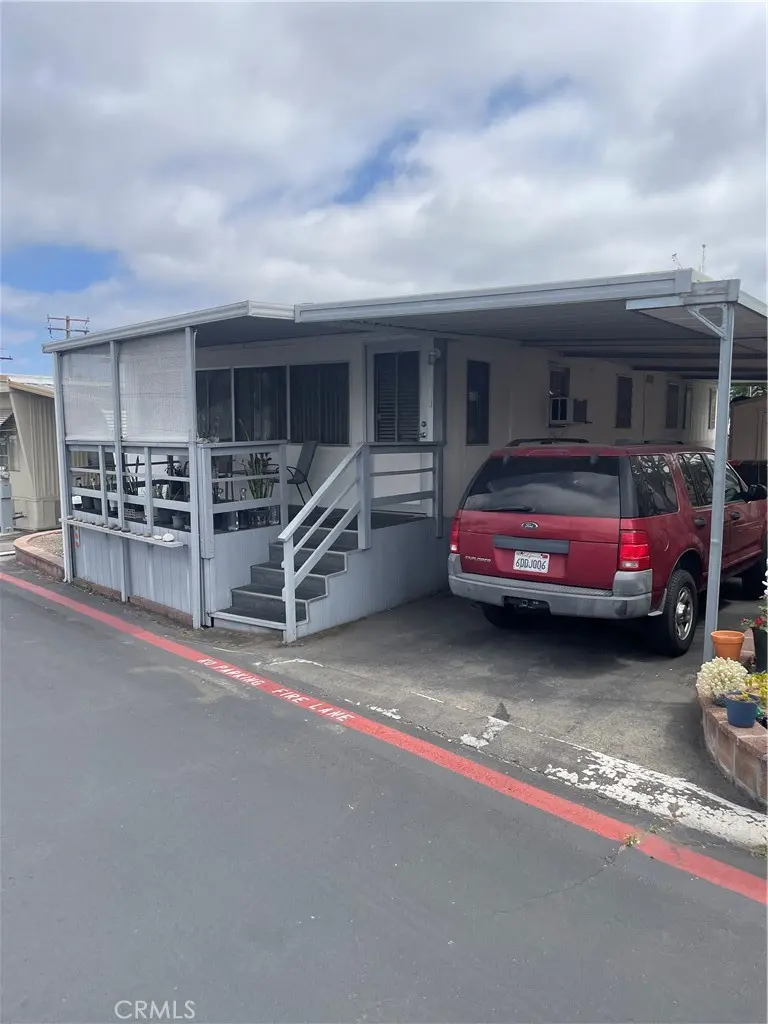 1515 Capalina Road 17, San Marcos, CA — listing photo 1