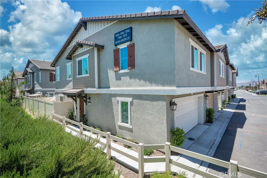 Condominium for sale at 7276 Olive Grove, Riverside, CA featuring 3 beds and 3 baths