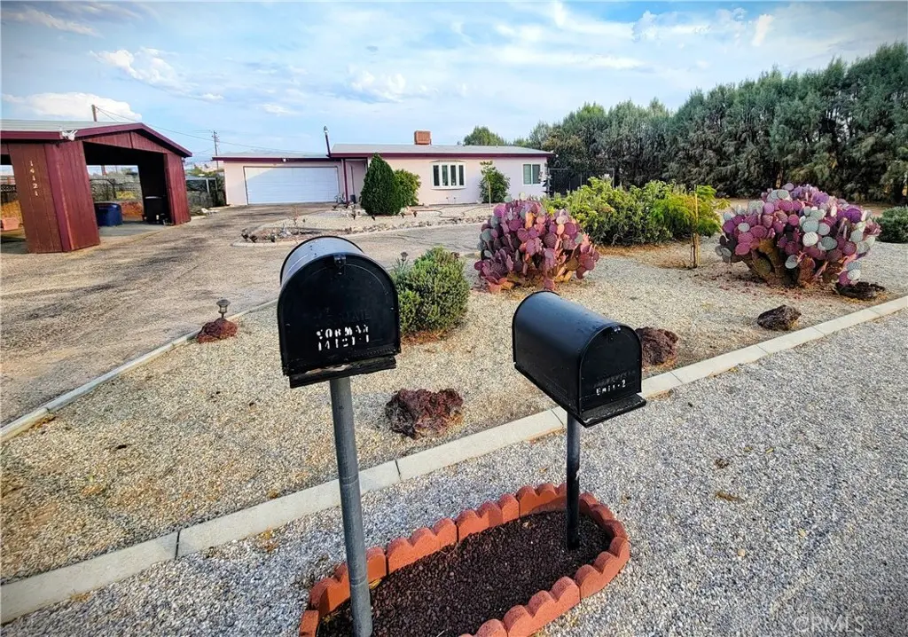 14121 Lakota, Apple Valley, CA — listing photo 1