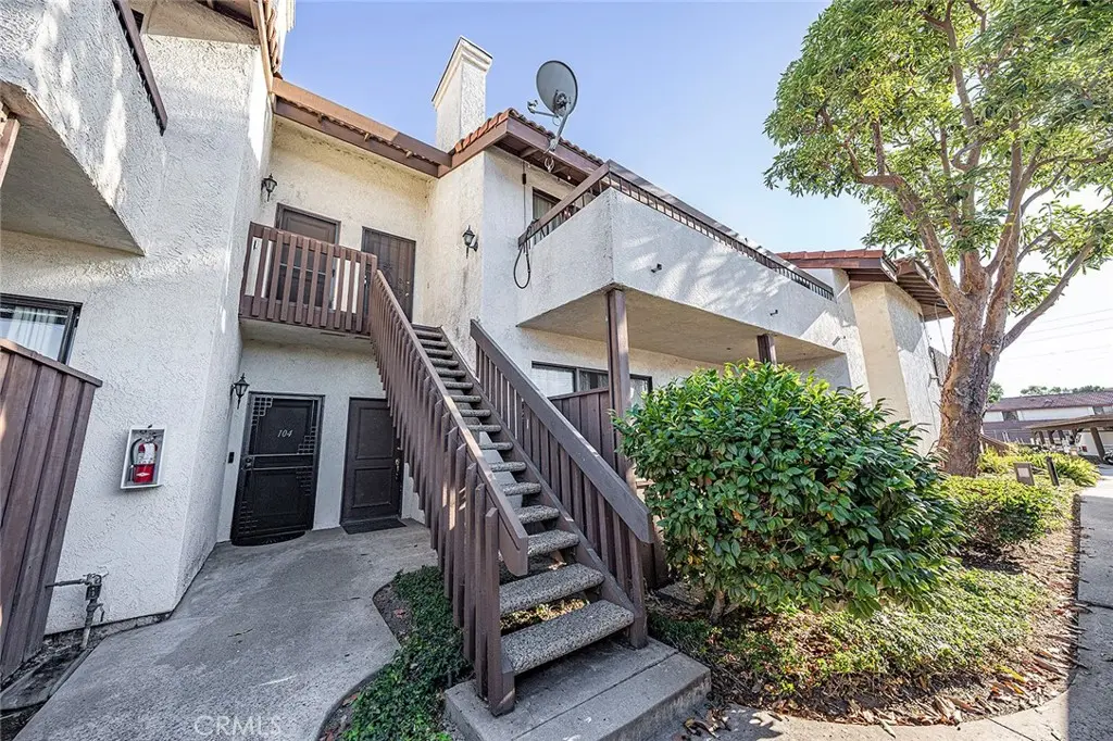 8561 Meadow Brook 205, Garden Grove, CA — listing photo 1