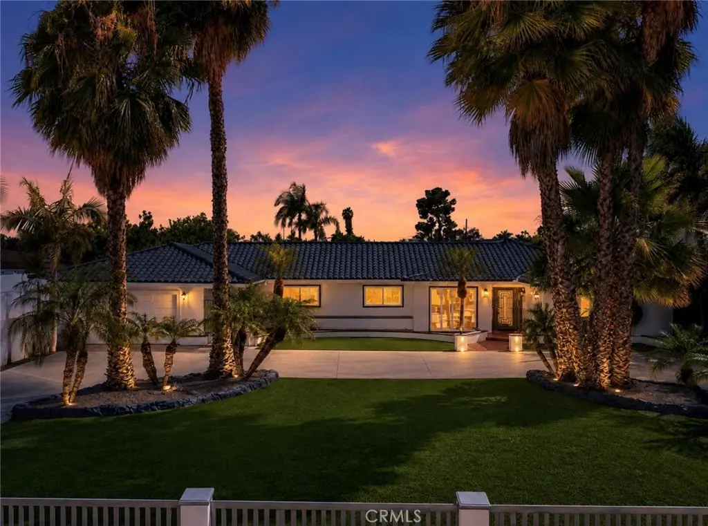 8346 Lexington, Downey, CA — listing photo 1