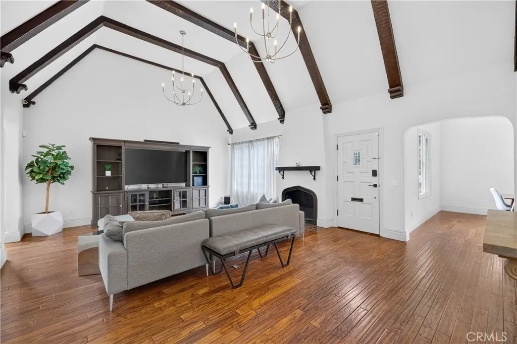 Single Family Residence for sale at 515 N Crescent Heights, Los Angeles, CA featuring 5 beds and 5 baths