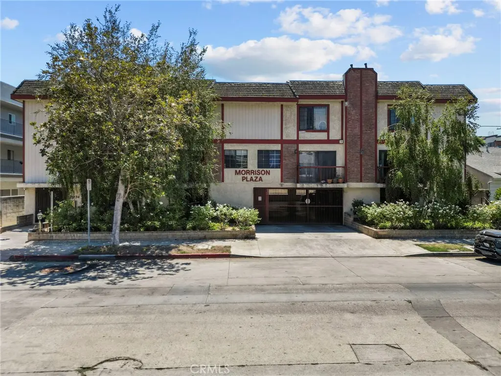 11274 Morrison Street 2, North Hollywood, CA — listing photo 1