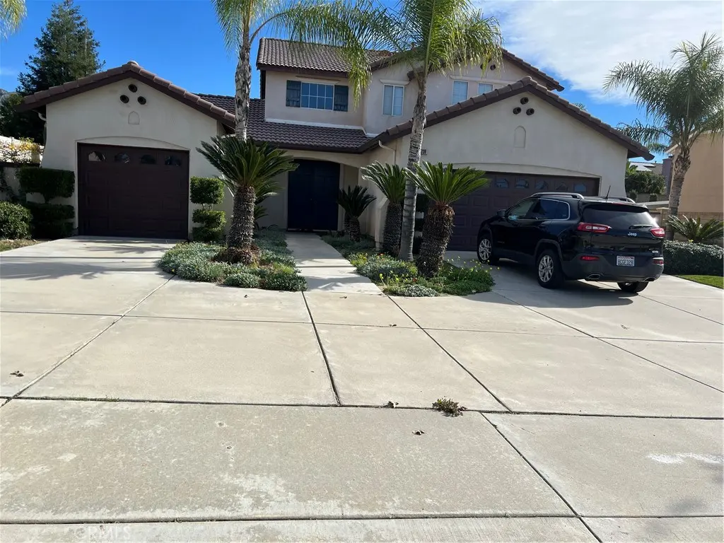 7739 Centro, Highland, CA — listing photo 1