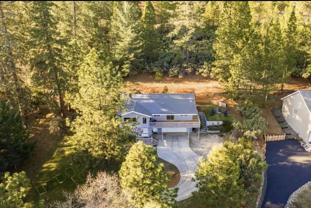 Single Family Residence for sale at 15126 Carrie Drive, Grass Valley, CA featuring 3 beds and 3 baths