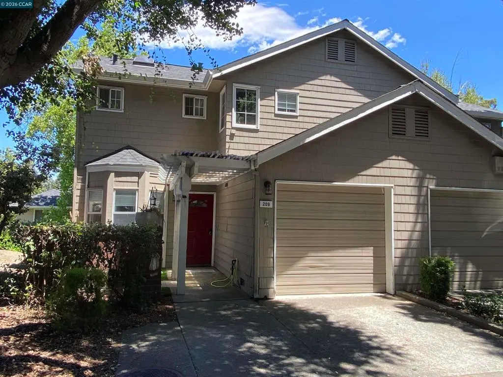 Condominium for sale at 209 Hidden Creek Ct, Martinez, CA featuring 2 beds and 3 baths