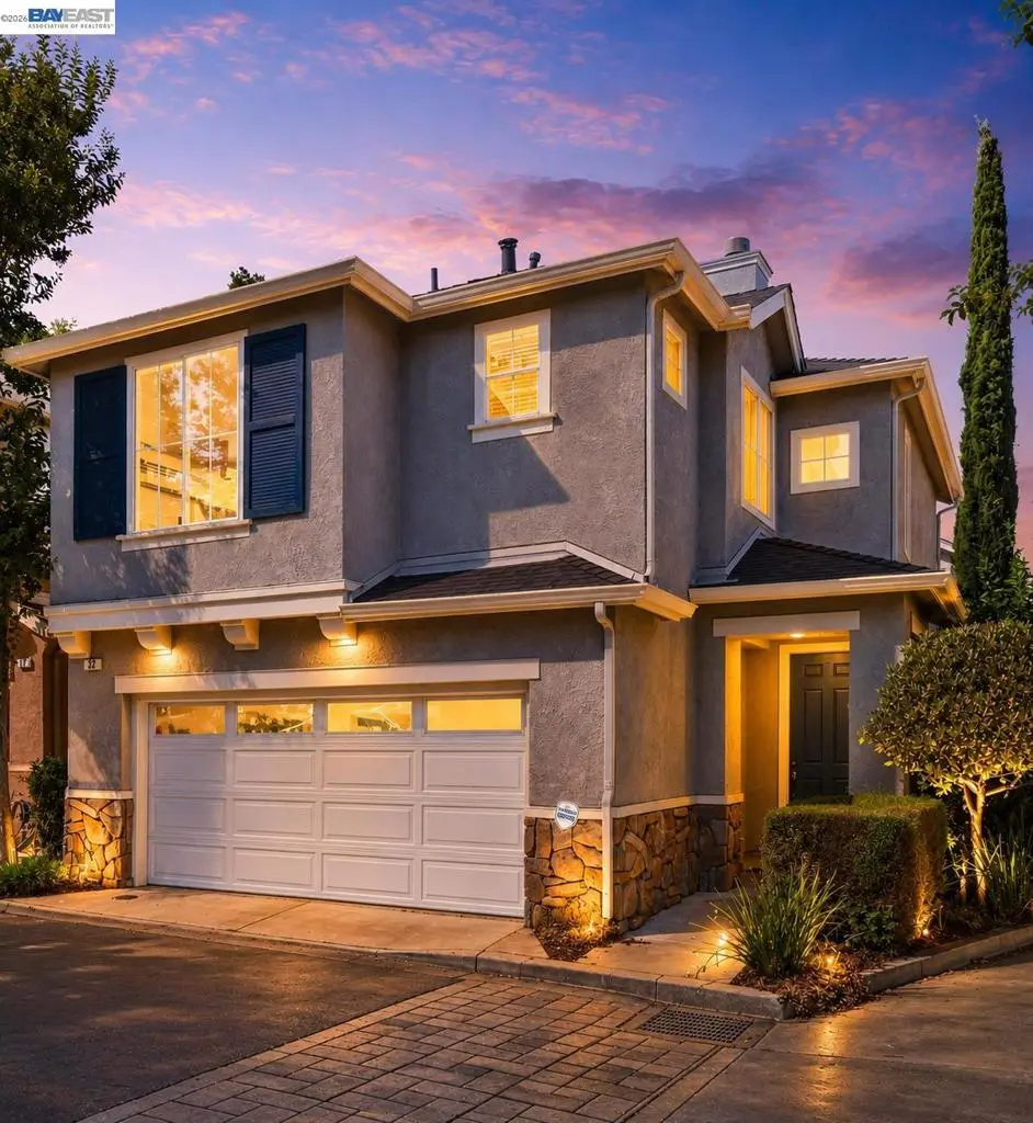 Single Family Residence for sale at 32 Colby Ct, Pleasanton, CA featuring 3 beds and 3 baths