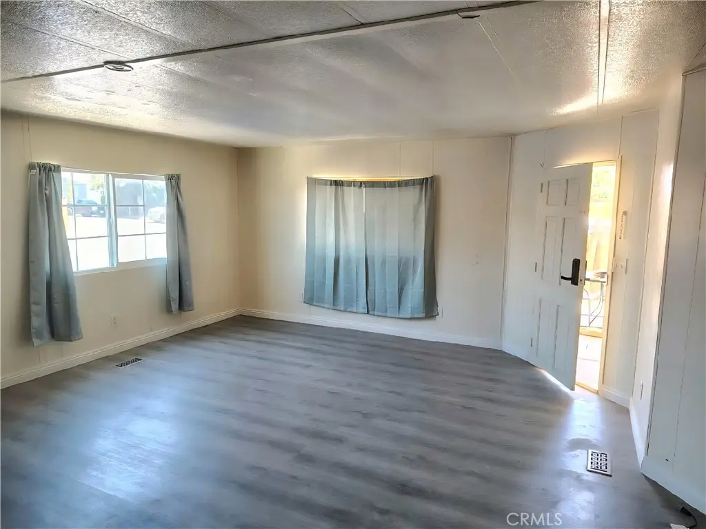 3300 15th Street W 39, Rosamond, CA — listing photo 1