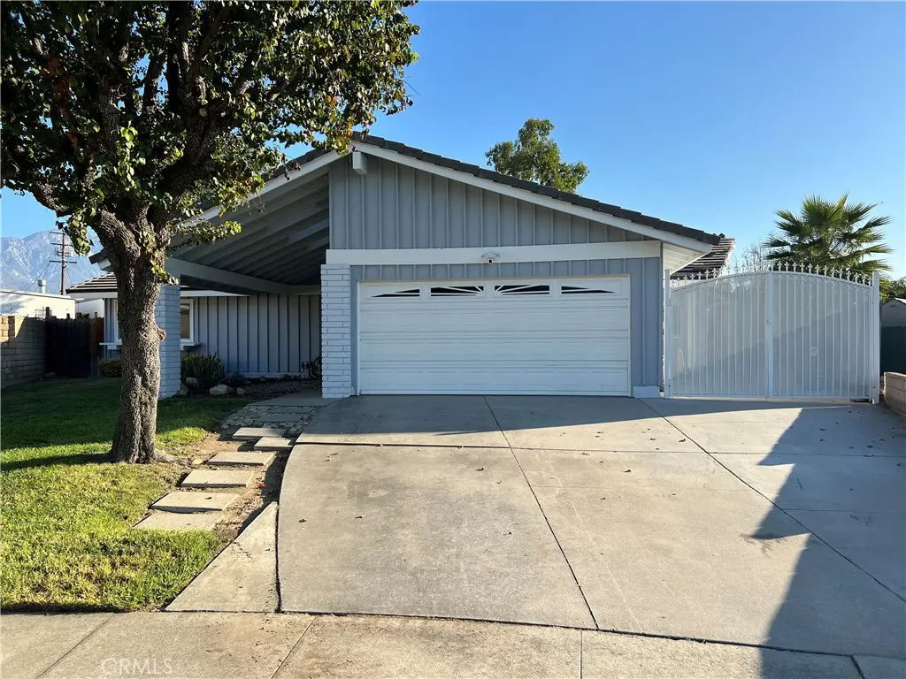 Single Family Residence for rent at 122 Fulton Way, Upland, CA featuring 3 beds and 2 baths