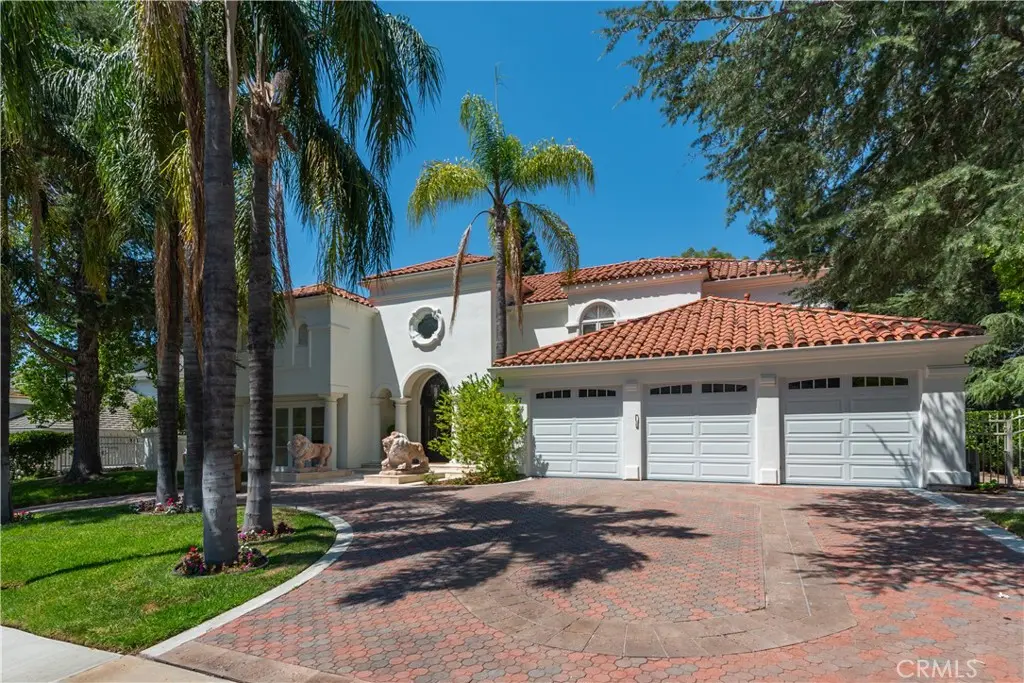 Single Family Residence for rent at 5267 Newcastle, Calabasas, CA featuring 6 beds and 6 baths