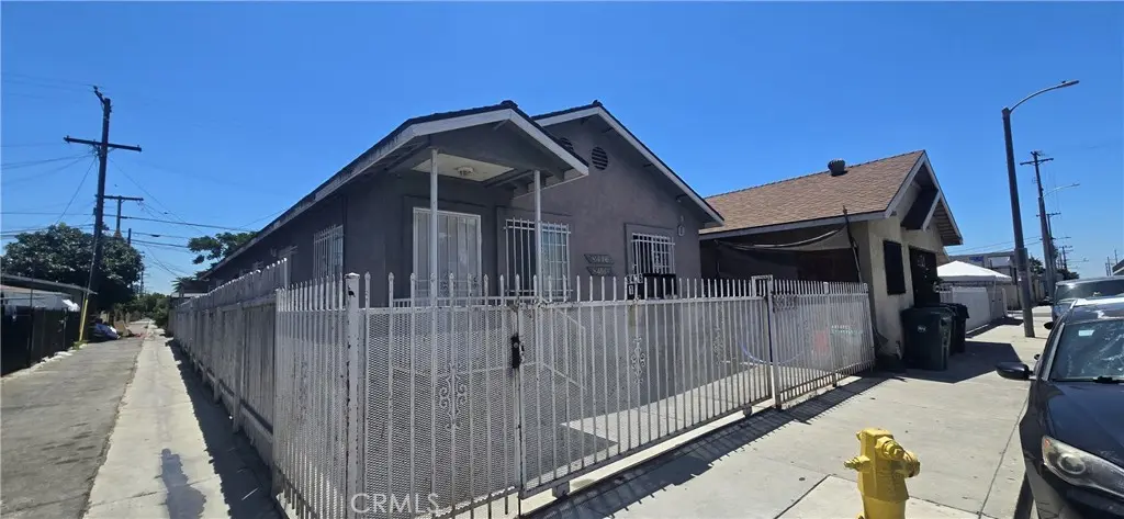 Duplex for sale at 8416 Graham, Los Angeles, CA