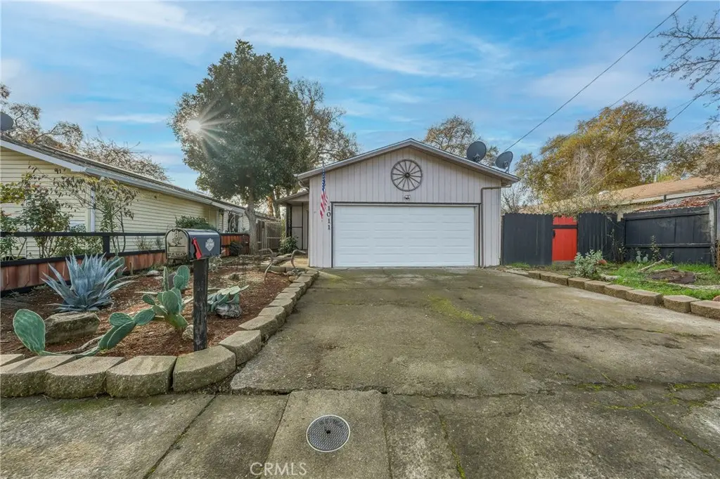 1011 2nd, Lakeport, CA — listing photo 1