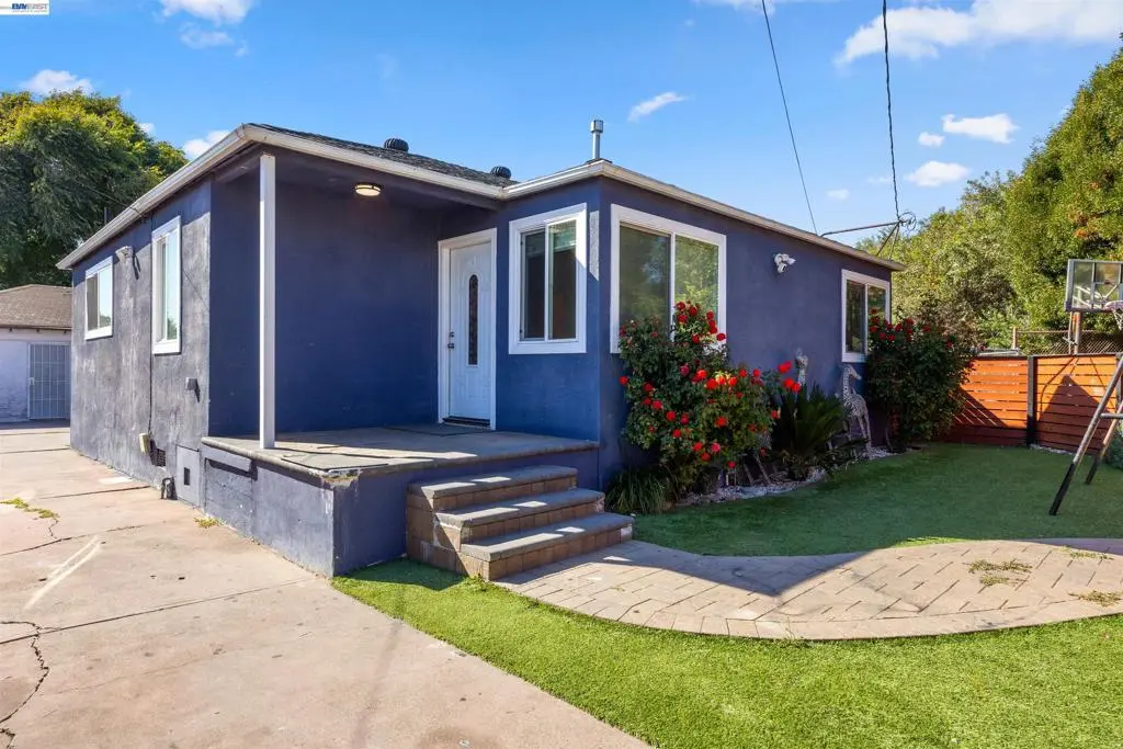 Single Family Residence for sale at 2909 21st, San Pablo, CA featuring 3 beds and 2 baths