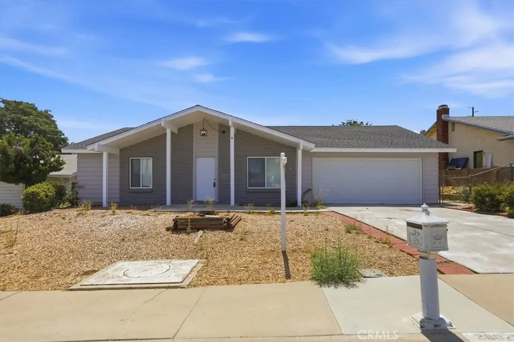 Single Family Residence for sale at 26025 Chambers, Menifee, CA featuring 2 beds and 2 baths