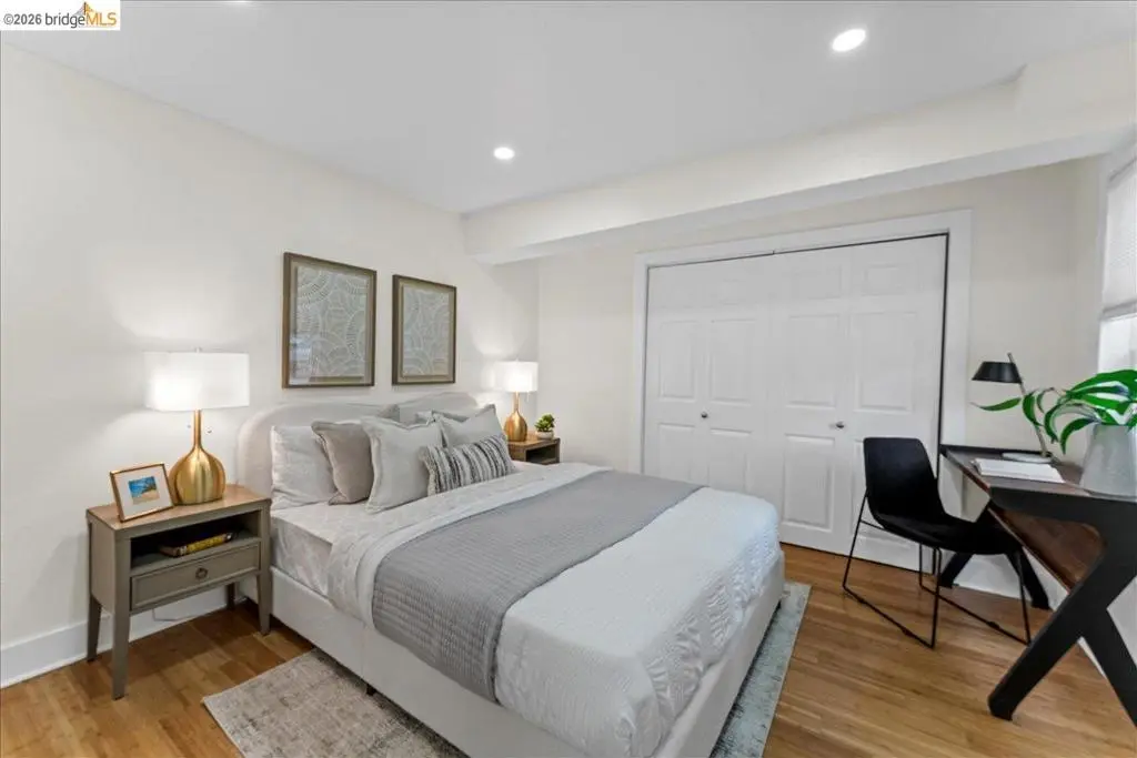 Condominium for sale at 2725 Prince St. 10, Berkeley, CA featuring 2 beds and 1 bath