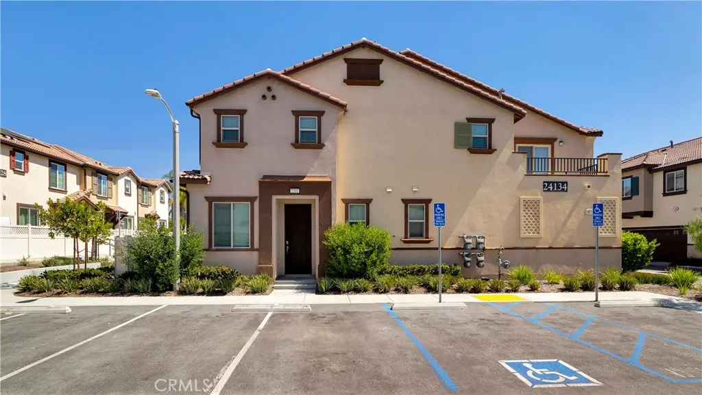 Residential Lease for rent at 24134 Tuscany 2201, Murrieta, Riverside County, CA featuring 2 beds and 3 baths
