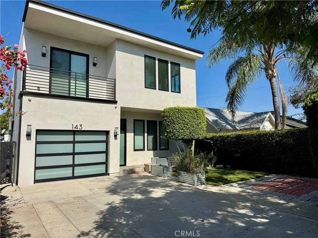 Single Family Residence for rent at 143 N Ardmore Avenue, Los Angeles, CA featuring 5 beds and 4 baths