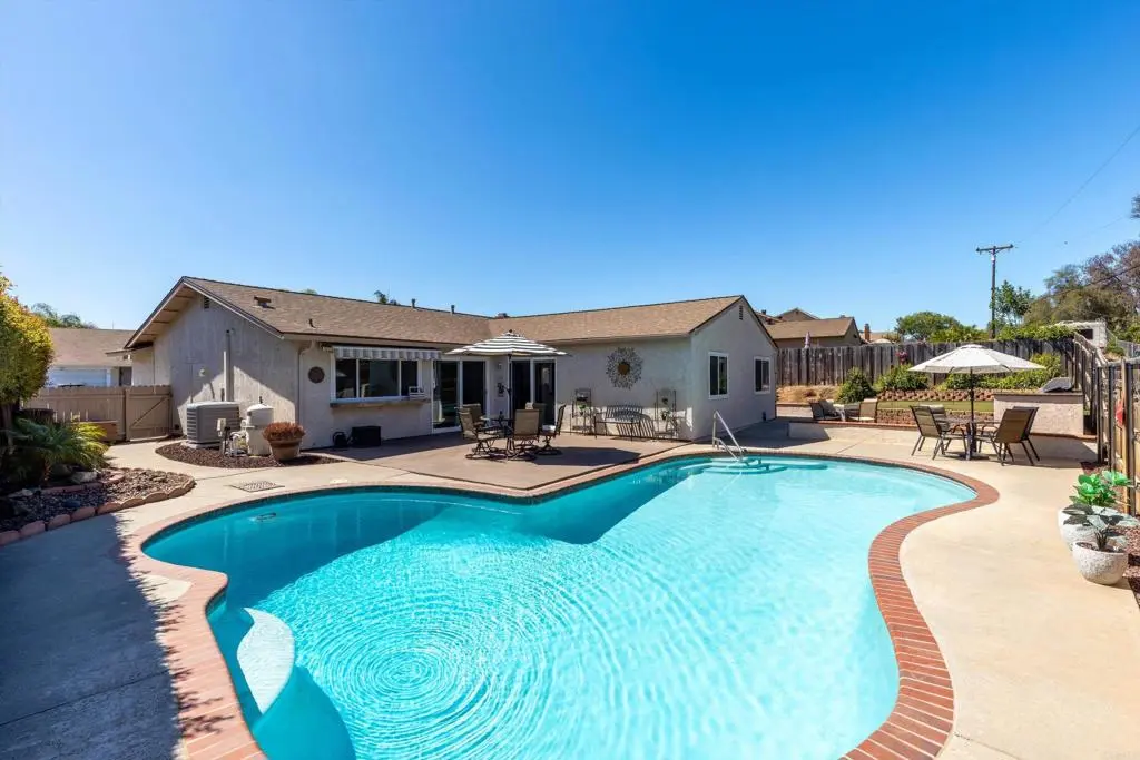 538 Shadow Hills Drive, San Marcos, CA — listing photo 1