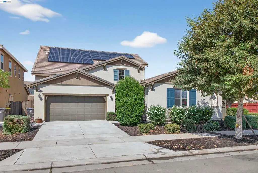 Single Family Residence for sale at 1787 Branson Court, Lathrop, CA featuring 5 beds and 5 baths