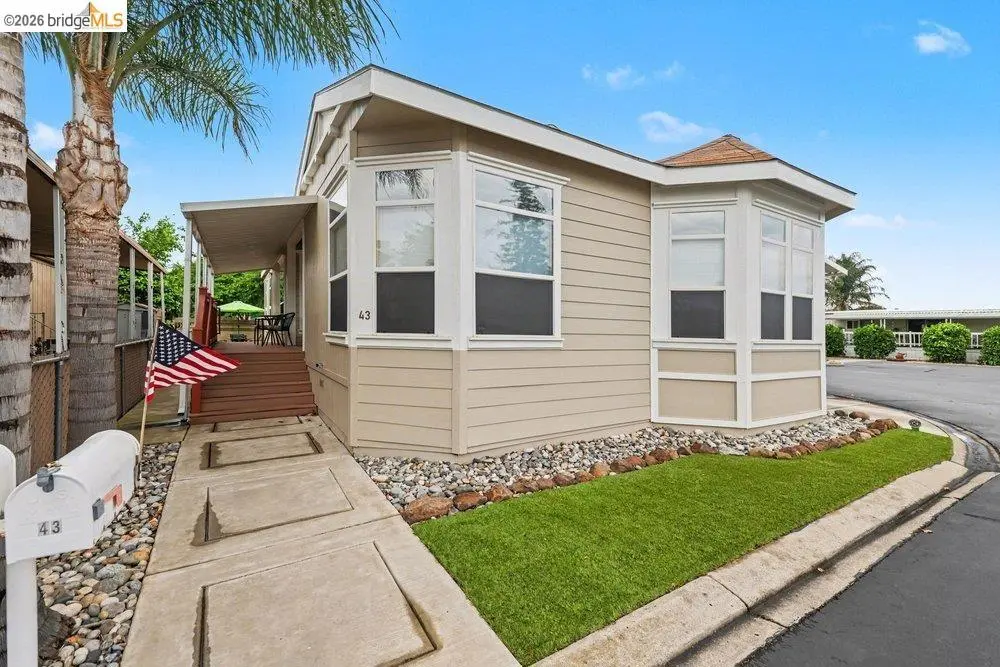 Manufactured Home for sale at 3660 Walnut Blvd TRLR 43, Brentwood, CA featuring 3 beds and 2 baths