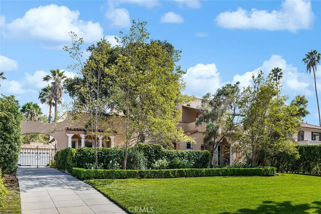 Single Family Residence for sale at 570 E Glenarm Street, Pasadena, CA featuring 4 beds and 6 baths