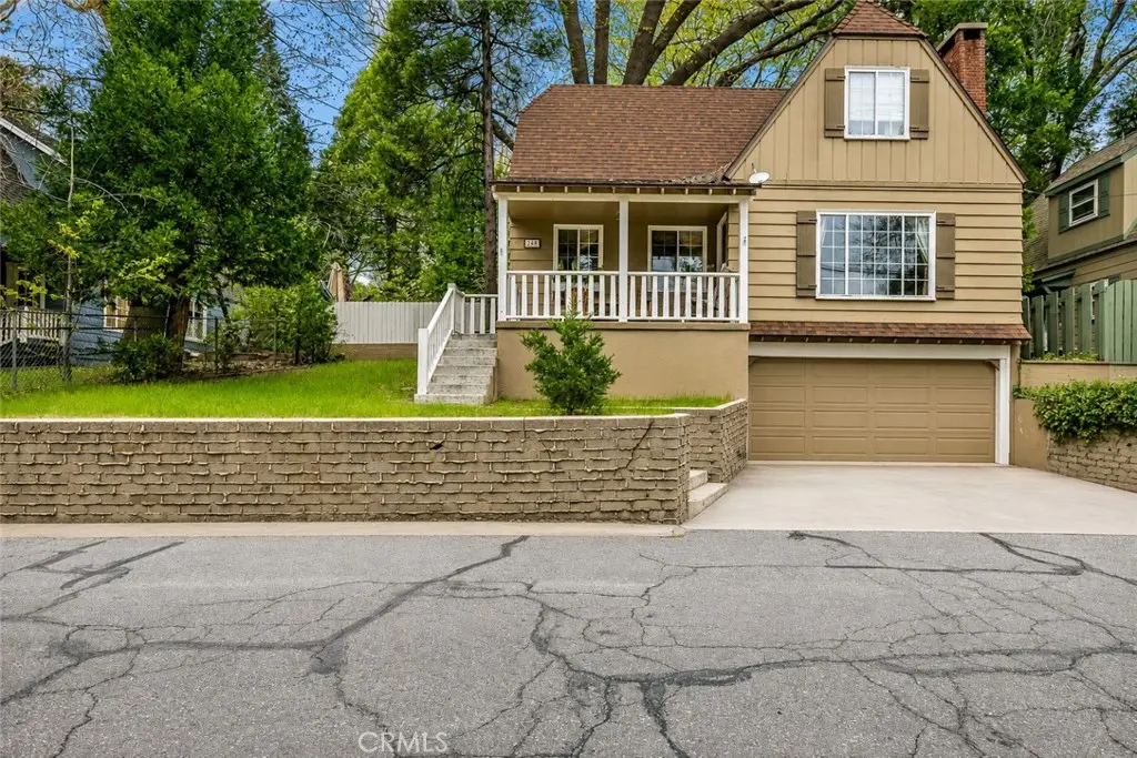 248 Oak, Lake Arrowhead, CA — listing photo 1