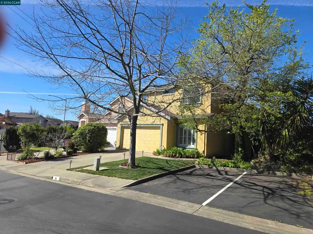 Single Family Residence for sale at 116 Bayhurst Dr, Vallejo, CA featuring 4 beds and 3 baths
