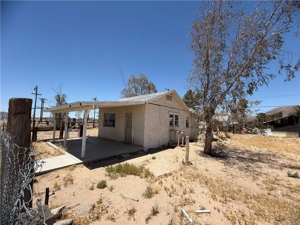 567 W Yermo, Yermo, CA — listing photo 1