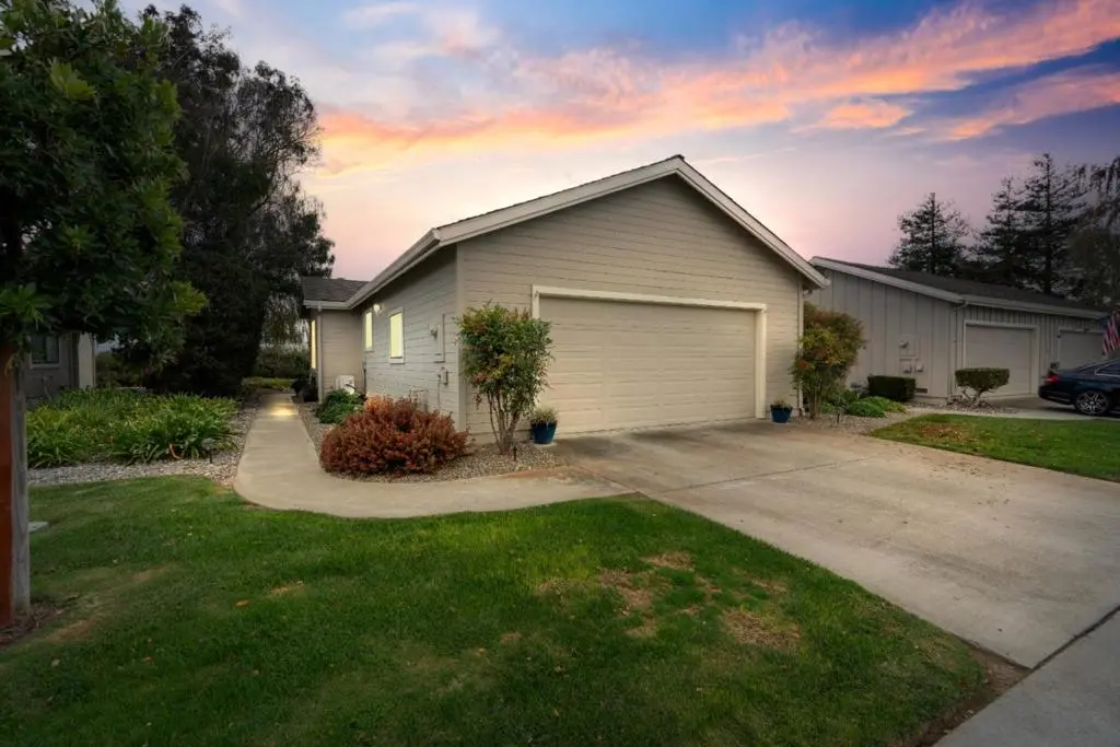 Townhouse for sale at 729 Helen Drive, Hollister, CA featuring 2 beds and 3 baths
