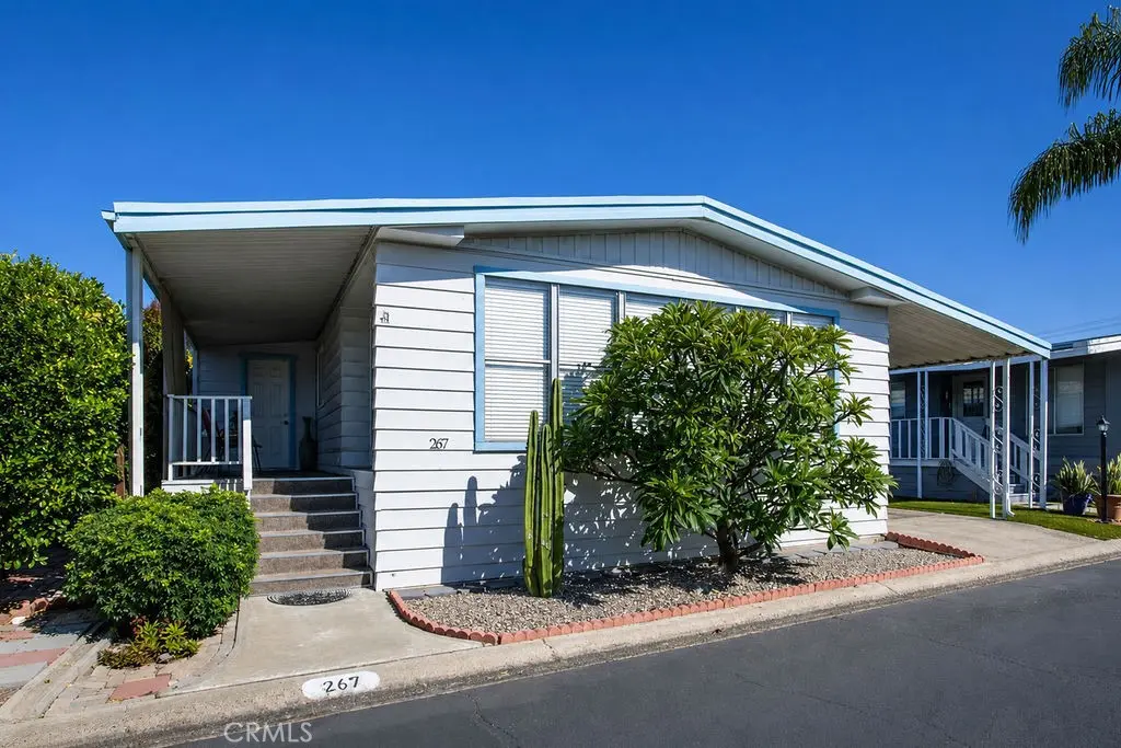 Manufactured In Park for sale at 24921 Muirlands Boulevard 267, Lake Forest, CA featuring 2 beds and 2 baths