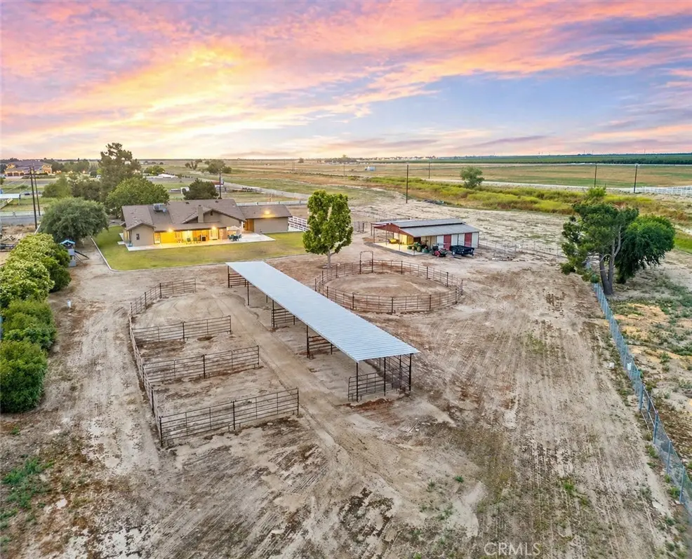 1328 Valov Lane, Bakersfield, CA — listing photo 1