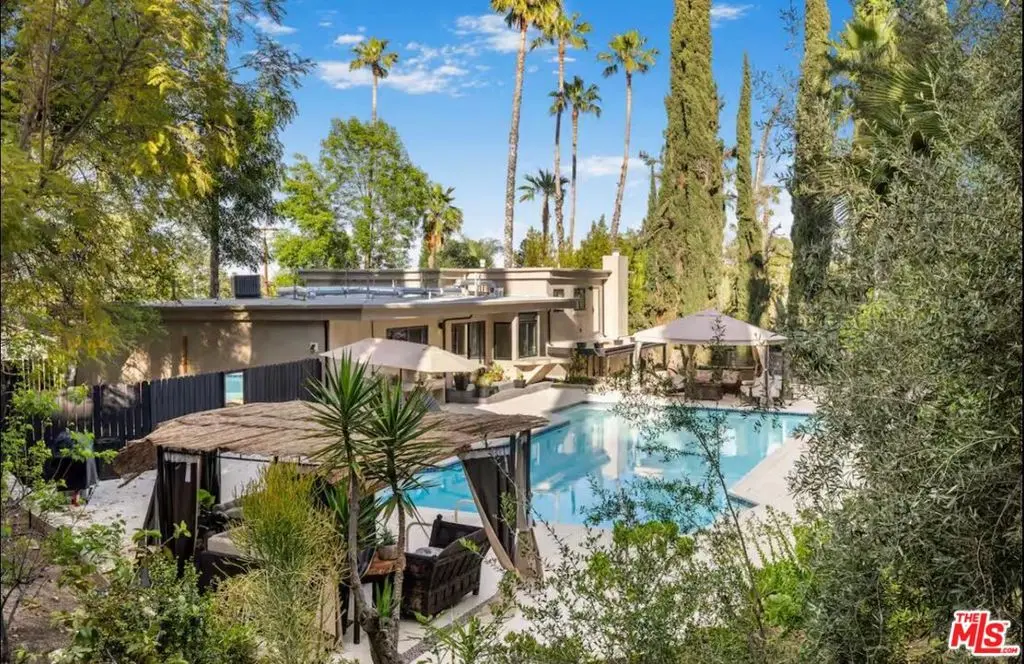 20322 Del Campo Pl, Woodland Hills, CA — listing photo 1