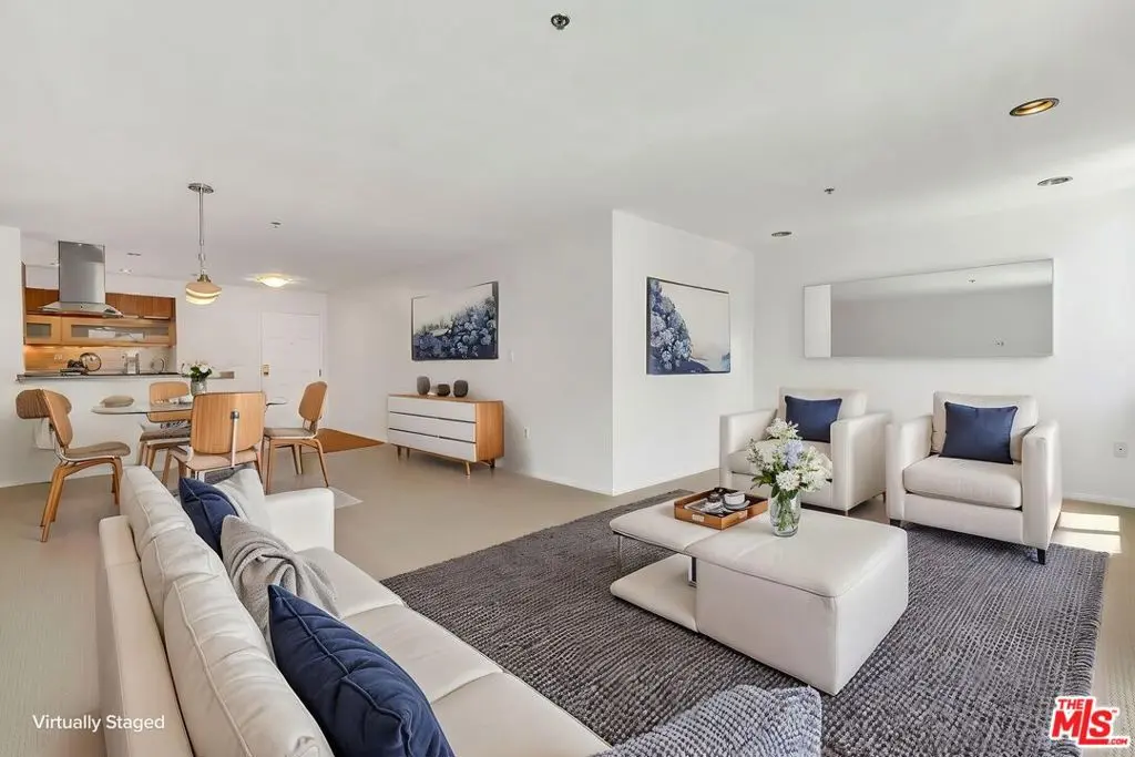 4501 Cedros Avenue 206, Sherman Oaks, CA — listing photo 1
