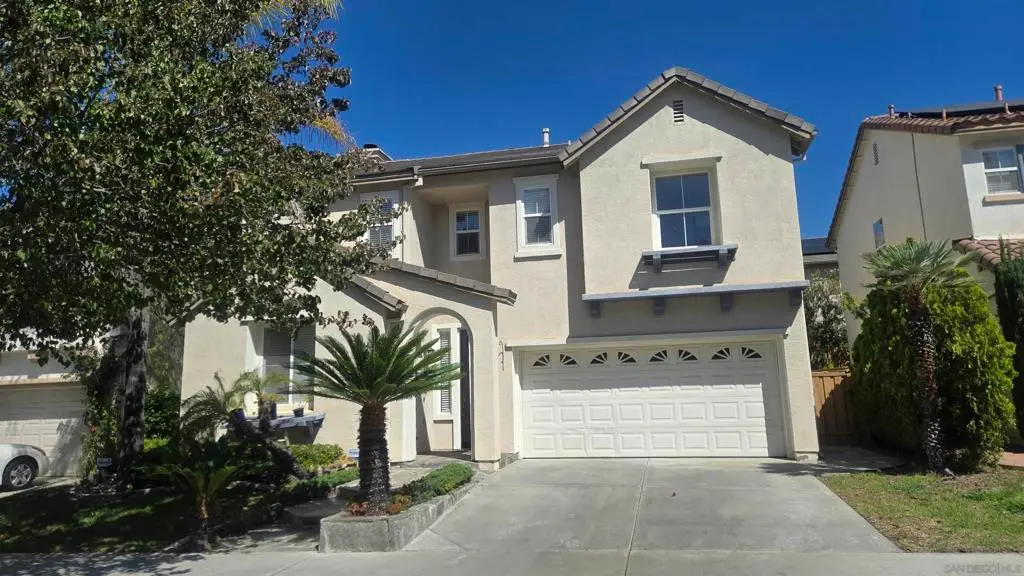 Single Family Residence for rent at 11442 Trailbrook Ln, San Diego, CA featuring 3 beds and 3 baths