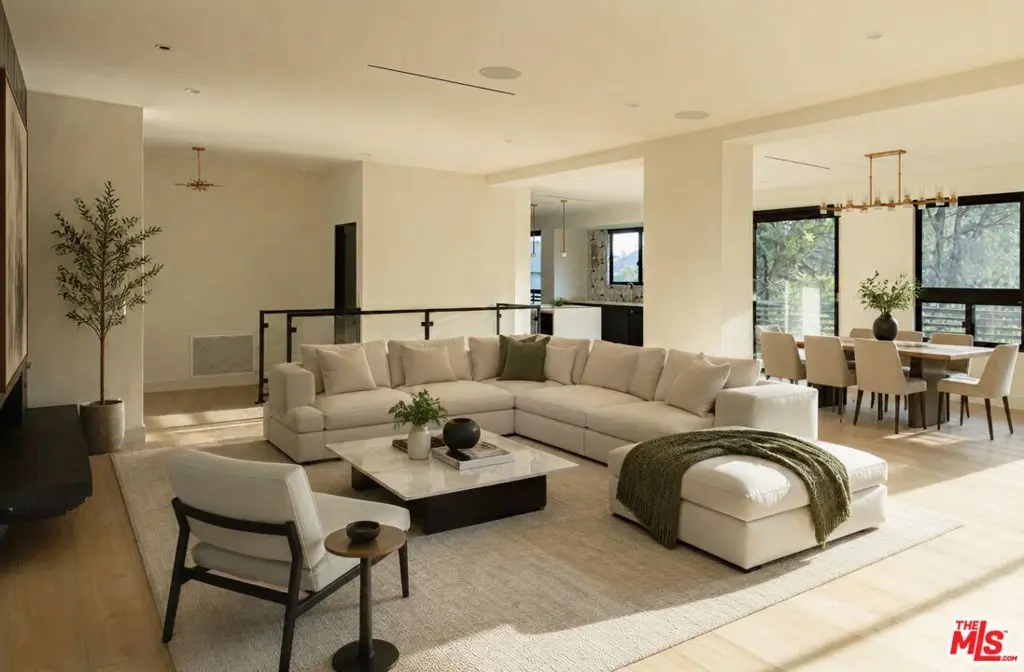 Residential Lease for rent at 3147 Hollyridge Drive, Los Angeles, Los Angeles County, CA featuring 3 beds and 3 baths