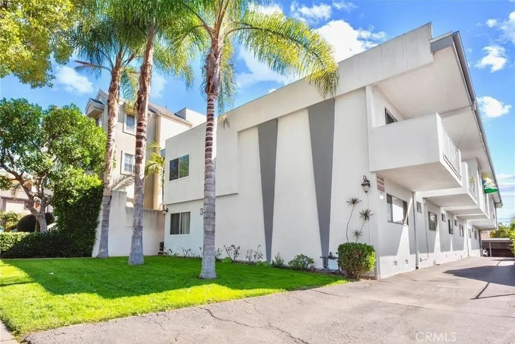 Residential Lease for rent at 350 W Wilson 1A, Glendale, Los Angeles County, CA featuring 1 bed and 1 bath