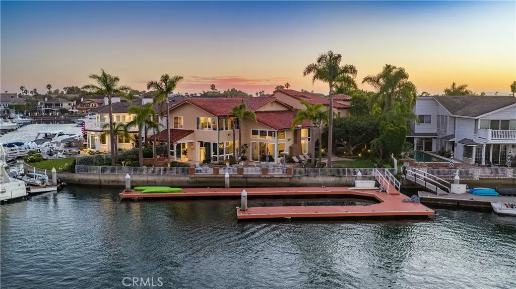 16932 Coral Cay, Huntington Beach, CA — listing photo 1