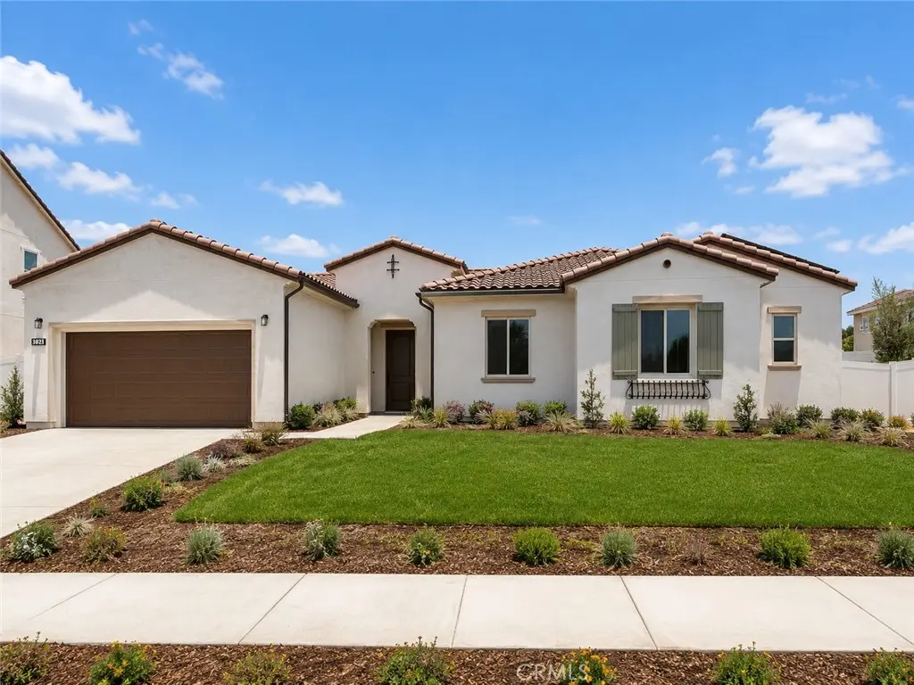 1438 E Highland Avenue, Redlands, CA — listing photo 1