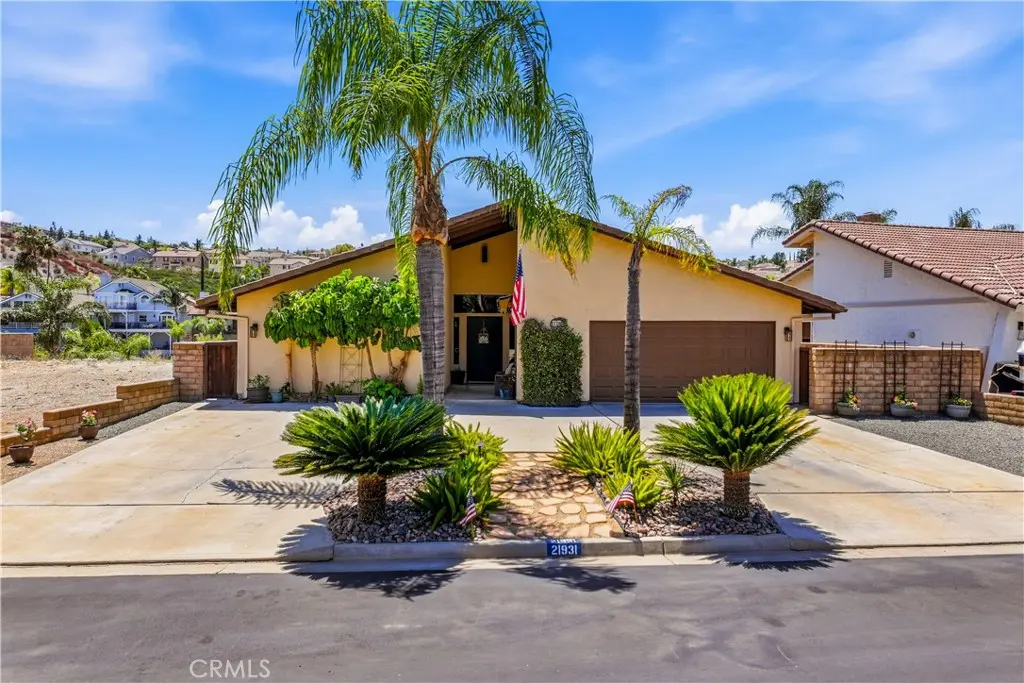 Single Family Residence for sale at 21931 Strawberry, Canyon Lake, CA featuring 3 beds and 2 baths
