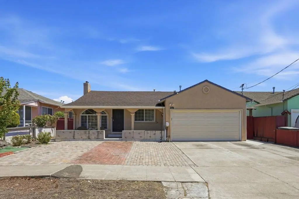 Single Family Residence for sale at 762 Portola Drive, San Leandro, CA featuring 4 beds and 3 baths