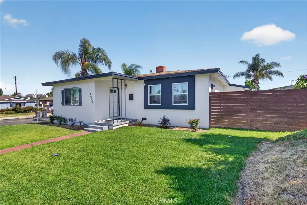 Single Family Residence for sale at 619 W Chapman, Placentia, CA featuring 3 beds and 2 baths