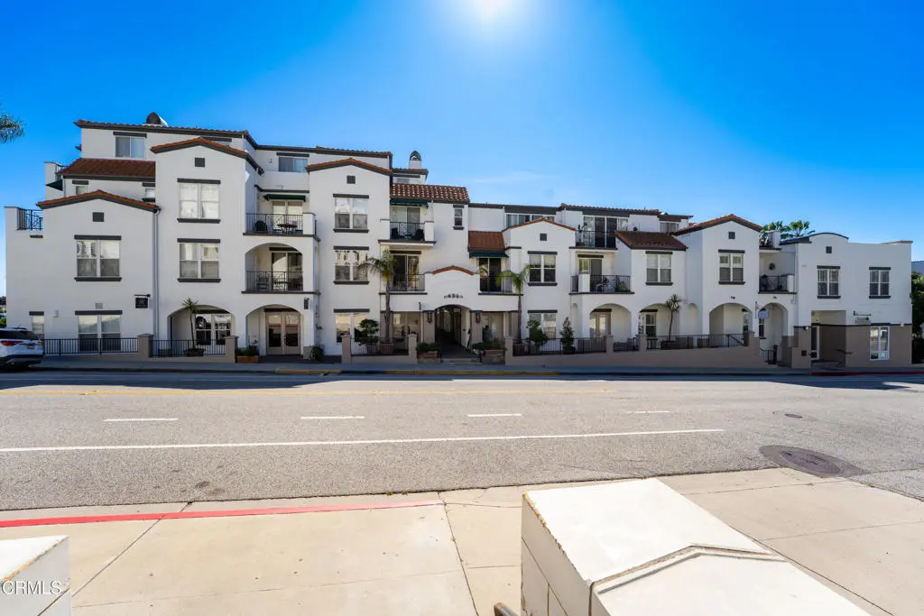 Residential Lease for rent at 436 Poli Street 308, Ventura, Ventura County, CA featuring 2 beds and 2 baths