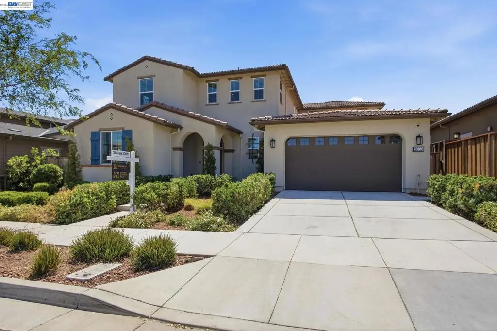 Single Family Residence for sale at 3058 Wilkins Ln, Tracy, CA featuring 5 beds and 5 baths