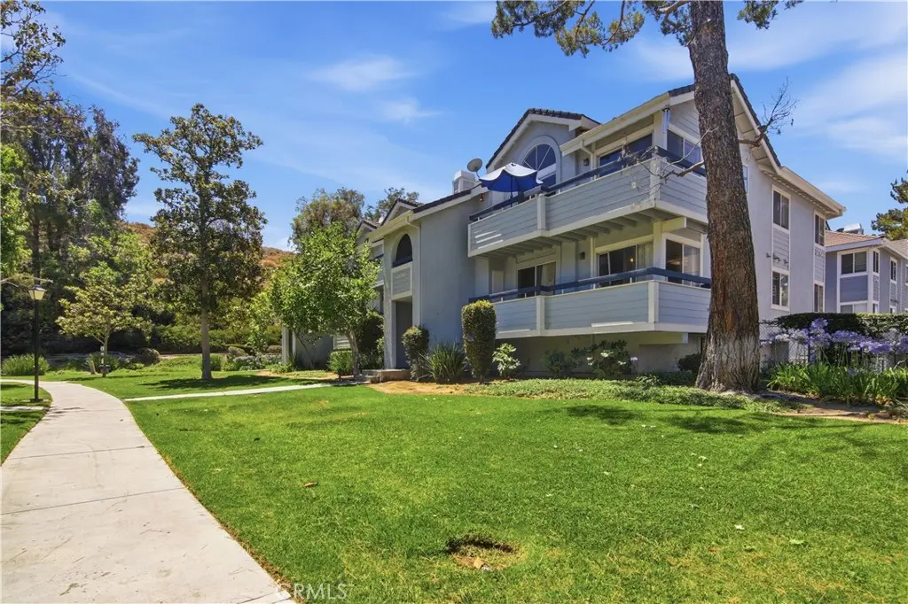26754 Claudette 439, Canyon Country, CA — listing photo 1