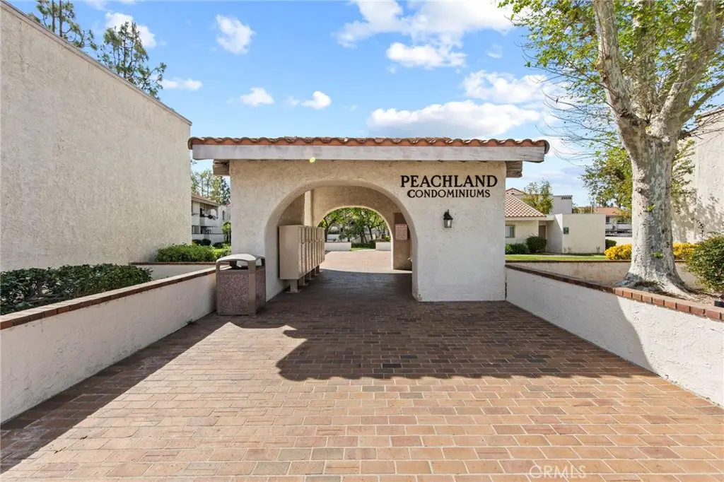 25027 Peachland Avenue 260, Newhall, CA — listing photo 1